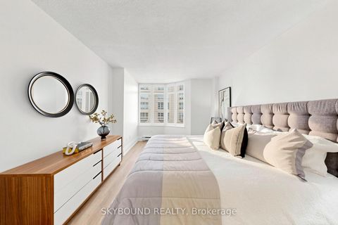 Photo 25 at 401 - 135 George Street S, Waterfront Communities C8, Toronto