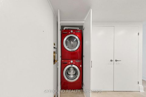 Photo 38 at 401 - 135 George Street S, Waterfront Communities C8, Toronto