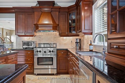 Photo 14 at 11 Tremont Road, City Centre West, Toronto