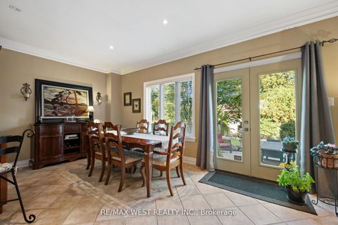 Photo 15 at 11 Tremont Road, City Centre West, Toronto