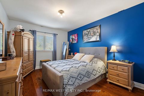 Photo 26 at 11 Tremont Road, City Centre West, Toronto