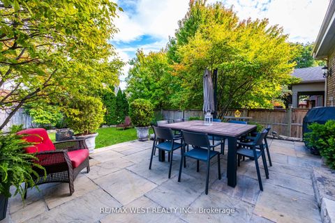 Photo 31 at 11 Tremont Road, City Centre West, Toronto