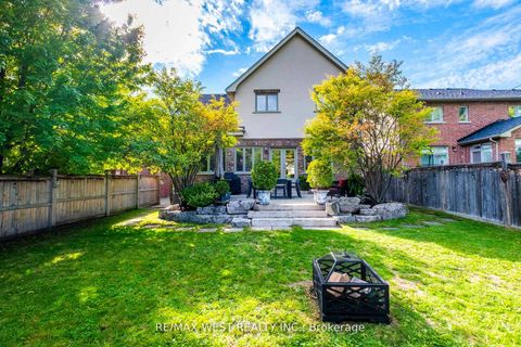 Photo 34 at 11 Tremont Road, City Centre West, Toronto