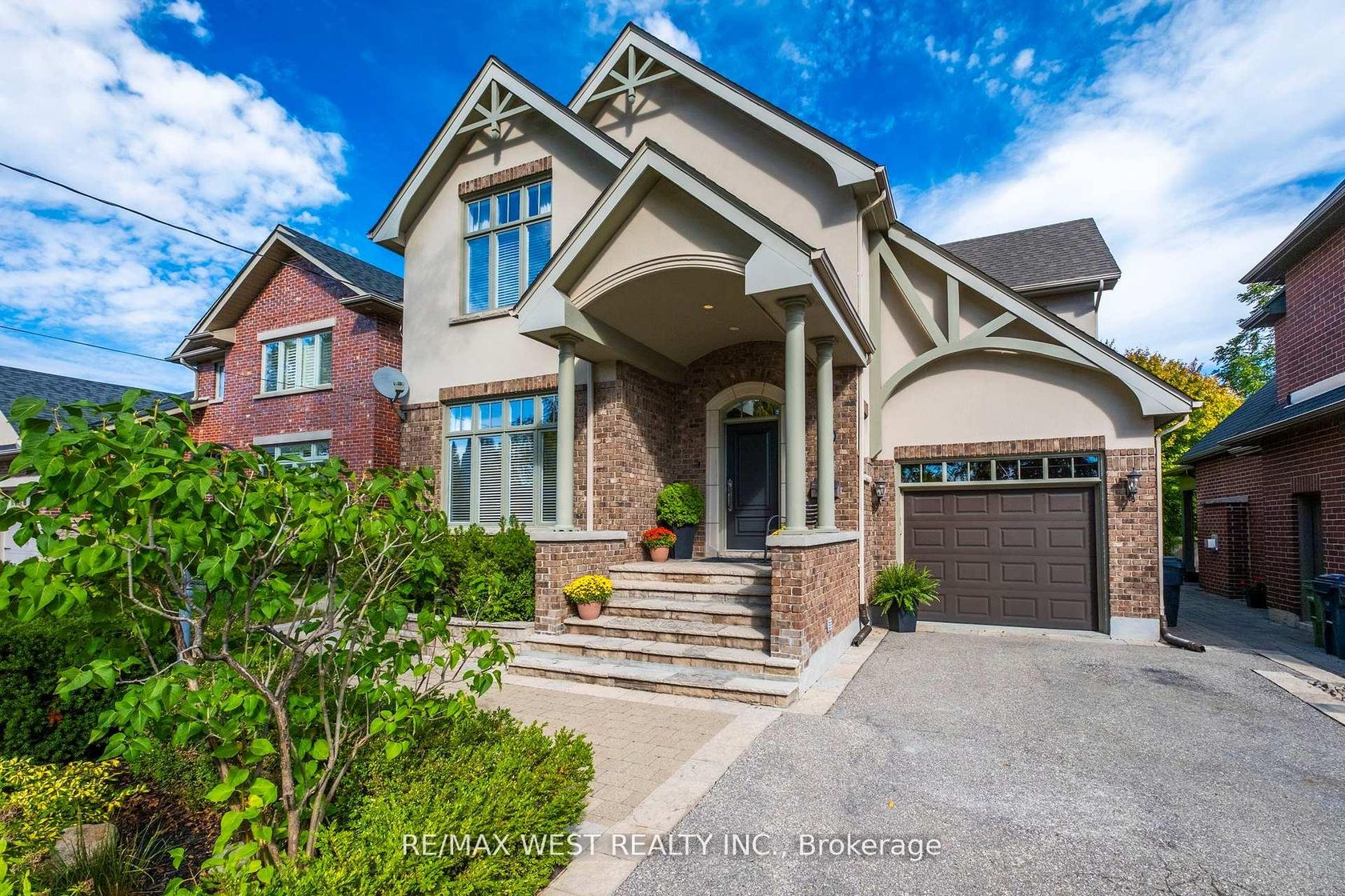 11 Tremont Road, City Centre West, Toronto 