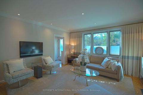 Photo 7 at 51 Fairfield Road, Mount Pleasant East, Toronto