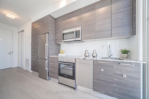 Photo 3 at 3601 - 28 Wellesley Street E, Yonge Corridor, Toronto