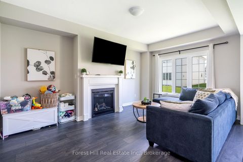 Photo 5 at 281 Springfield Crescent, Stayner, Clearview