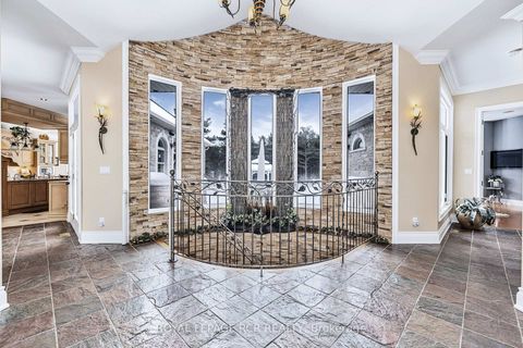 Photo 11 at 7 Sugarbush Lane, Rural Uxbridge, Uxbridge