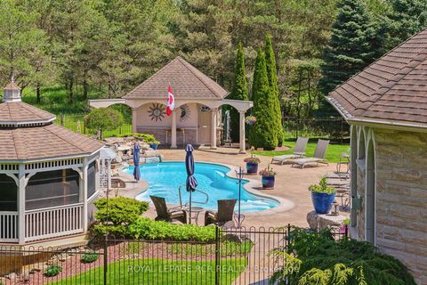 Photo 36 at 7 Sugarbush Lane, Rural Uxbridge, Uxbridge