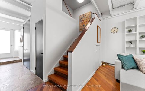 Photo 8 at 7 - 692 St. Clarens Avenue, Junction, Toronto