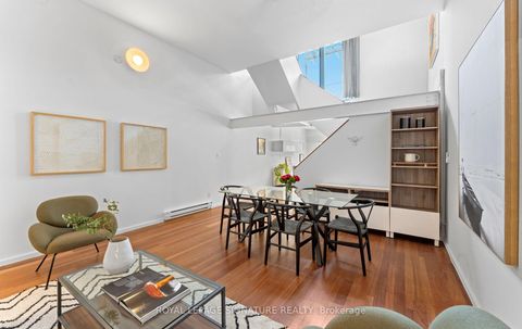 Photo 10 at 7 - 692 St. Clarens Avenue, Junction, Toronto