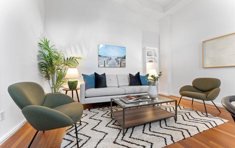 Photo 13 at 7 - 692 St. Clarens Avenue, Junction, Toronto