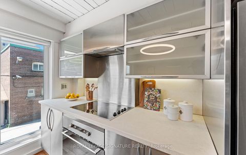Photo 20 at 7 - 692 St. Clarens Avenue, Junction, Toronto