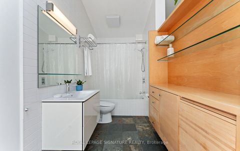 Photo 30 at 7 - 692 St. Clarens Avenue, Junction, Toronto