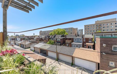 Photo 34 at 7 - 692 St. Clarens Avenue, Junction, Toronto