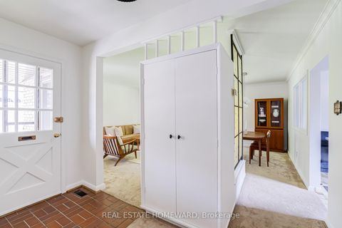 Photo 1 at 36 Hesketh Court, Victoria Village, Toronto