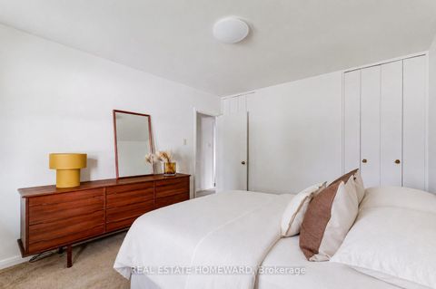 Photo 12 at 36 Hesketh Court, Victoria Village, Toronto