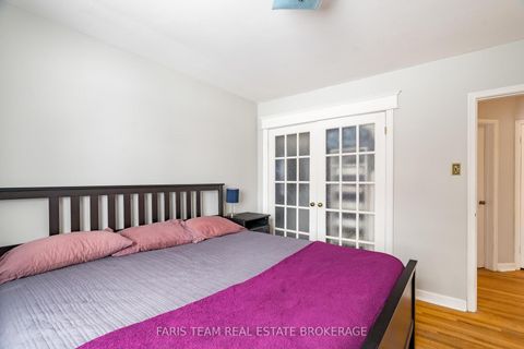 Photo 14 at 18 Newton Street, Wellington, Barrie