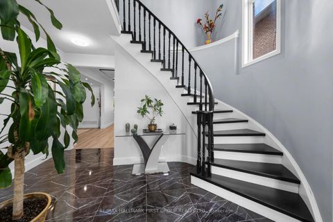 Photo 3 at 62 Cachet Boulevard, Brooklin, Whitby