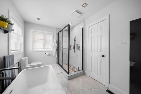 Photo 36 at 62 Cachet Boulevard, Brooklin, Whitby