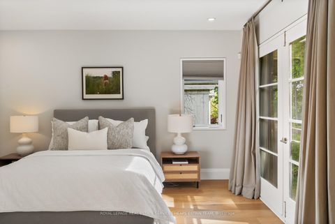 Photo 20 at 16 Inglewood Drive, Moore Park, Toronto
