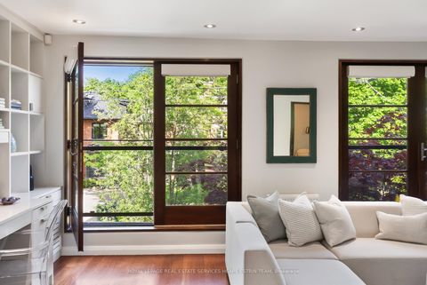 Photo 26 at 16 Inglewood Drive, Moore Park, Toronto