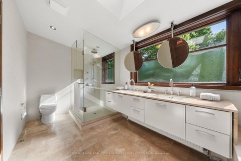 Photo 36 at 16 Inglewood Drive, Moore Park, Toronto