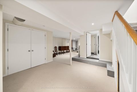 Photo 38 at 16 Inglewood Drive, Moore Park, Toronto
