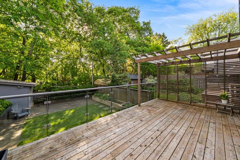 Photo 42 at 16 Inglewood Drive, Moore Park, Toronto