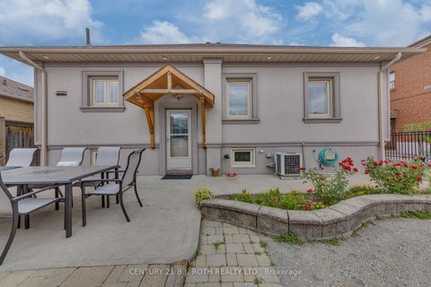 Photo 12 at 193 Epsom Downs Drive, CFB, Toronto
