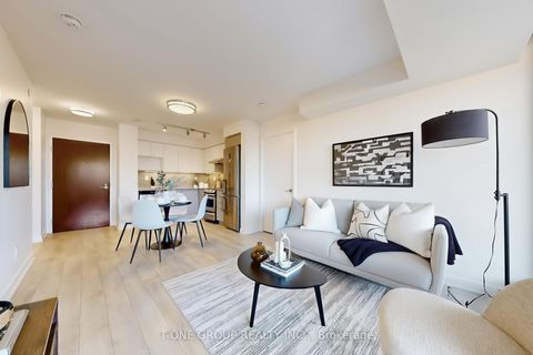 Photo 9 at 313 - 160 Flemington Road, Glen Park, Toronto