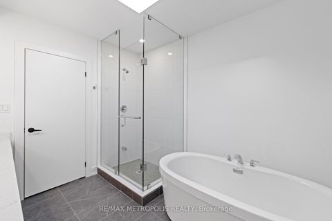 Photo 7 at 449 Lansdowne Avenue, Dufferin Grove, Toronto
