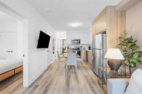 Photo 11 at 449 Lansdowne Avenue, Dufferin Grove, Toronto
