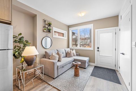 Photo 12 at 449 Lansdowne Avenue, Dufferin Grove, Toronto