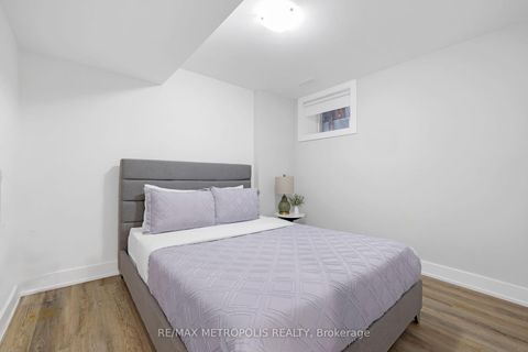 Photo 24 at 449 Lansdowne Avenue, Dufferin Grove, Toronto