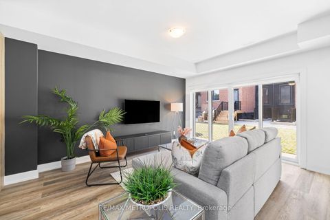 Photo 29 at 449 Lansdowne Avenue, Dufferin Grove, Toronto