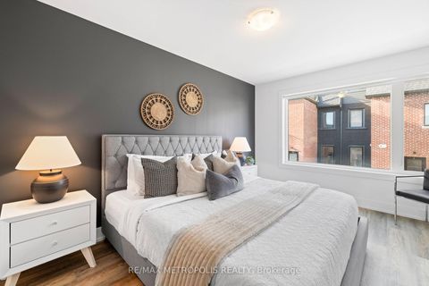 Photo 36 at 449 Lansdowne Avenue, Dufferin Grove, Toronto