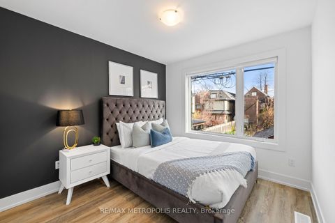 Photo 40 at 449 Lansdowne Avenue, Dufferin Grove, Toronto