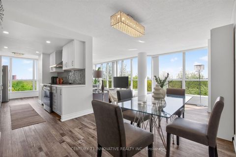 Photo 4 at 415 - 5 Rowntree Road, Jamestown, Toronto
