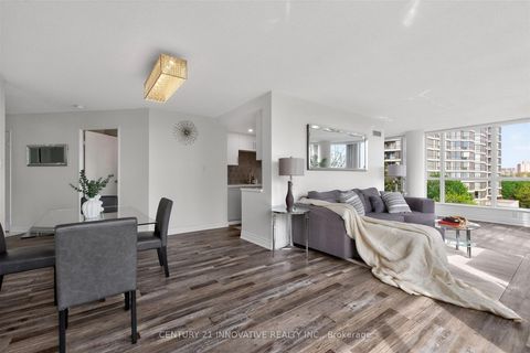 Photo 5 at 415 - 5 Rowntree Road, Jamestown, Toronto