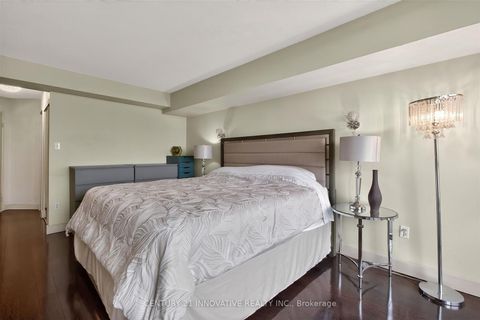 Photo 13 at 415 - 5 Rowntree Road, Jamestown, Toronto