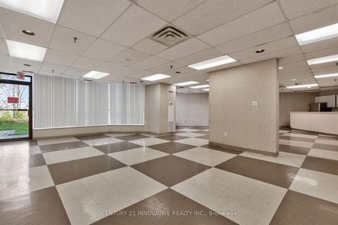 Photo 25 at 415 - 5 Rowntree Road, Jamestown, Toronto
