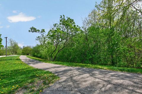 Photo 28 at 415 - 5 Rowntree Road, Jamestown, Toronto