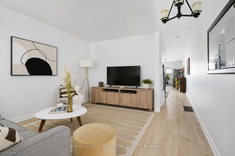 Photo 3 at 13 Auburn Avenue, Davenport, Toronto