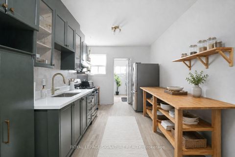 Photo 6 at 13 Auburn Avenue, Davenport, Toronto