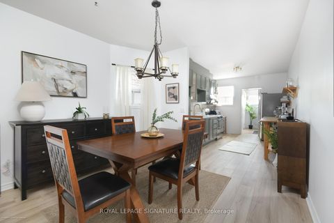 Photo 8 at 13 Auburn Avenue, Davenport, Toronto