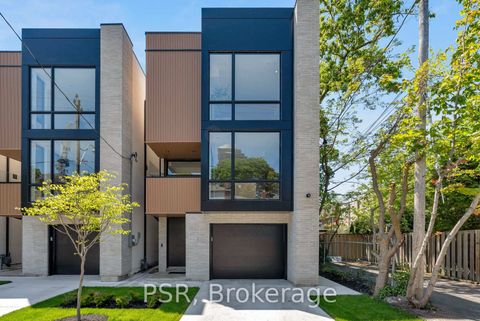 Photo 2 at 538 Duplex Avenue, Eglinton, Toronto