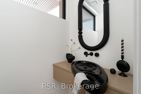 Photo 16 at 538 Duplex Avenue, Eglinton, Toronto