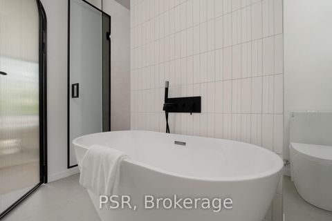 Photo 30 at 538 Duplex Avenue, Eglinton, Toronto