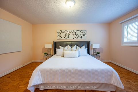 Photo 20 at 93 Tillie Square, Milliken Mills East, Markham